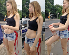 【画像】ドイツの女子高生さん、とんでもない格好で街を練り歩いてしまうｗｗｗｗ