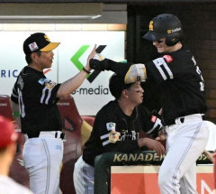 後半戦白星発進の首位ソフトバンク　最速「8・4」に優勝マジック点灯　正木智也が衝撃の先制2ラン　小久保監督「思わない、思わない」
