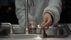 え…お前ら水道水飲んでるの…？マジで…？