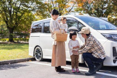 【困惑】4人家族ワイが買うべき車ｗｗｗｗｗｗｗｗｗｗ