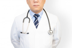 “脳のゴミ”は鼻から捨てられていた？　老化で詰まる排出路、薬を鼻から投与で改善