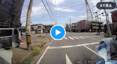 【動画】女さん、対向車が止まったのを「右折どうぞ」と勘違い→歩行者に突っ込みかける