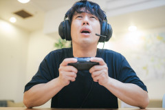馬鹿「ゲーム実況なんて誰でもできる」わい「ほーん」