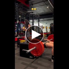 【動画あり】 ナイスバディ女さん、トレーニング後のお尻の匂いを男に嗅がれてしまう・・・(動画あり)