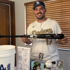 【米国】大谷翔平が24号ボールを欲しがった理由　「長男の初観戦」とお宝グッズ交換の舞台裏