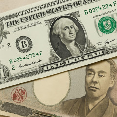 １ドル＝１５７円、米国が円買い介入と英紙報道、ＮＹ外国為替市場で円急伸、日米協調介入は1998年以来   |  「通貨安で滅んだ国は無い」