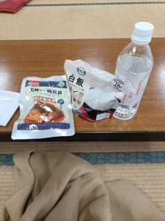 【画像】ごきげんな朝飯だ…