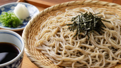 バカ「蕎麦はつゆを半分だけで食べる」