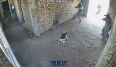 中国軍、ロボット部隊が突破を主導する軍事演習を実施…次世代の戦場戦術を披露！