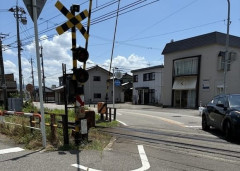 学校帰りに心霊スポット行ってくるwww