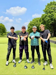 【悲報】堀江貴文、清水良太郎さんとの直近ゴルフ写真を公開「こないだゴルフしたばっかりだったのに、、」