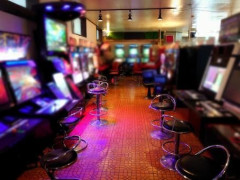 【悲報】福岡のゲームセンターで『大事件』が発生してしまう！！！！！