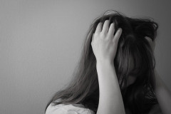 【悲報】女友達がブラ忘れていったｗｗｗｗｗｗｗｗｗ