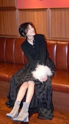 【朗報】最新の広末涼子さん(46)なんだかんだ可愛いので全て許される