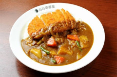 【大惨事】友達の前でかっこつけてCoCo壱20辛に更に辛味スパイス入れて食うた結果ｗｗｗｗｗｗ