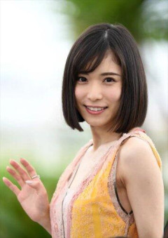 【画像】松岡茉優の生TV姿に騒然「美人すぎてネタが入って来ない」