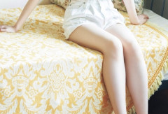 【画像】カルピスのCM、生足が性的すぎんだろwwwwww