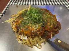 広島焼きって広島人がピキピキしてるだけだよな