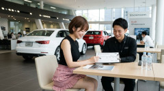 【これには十分おじも納得】車屋さん「新車購入時のオプションはこの5つだけでいい。他は後付け・社外品で十分」