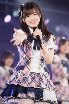 AIが考えた「AKB48っぽい衣装」がこちらです！！！