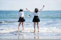 なんでお前ら海行かないの？