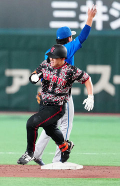 巨人・杉内コーチ、三塁打を打った（その直後に2失点）小笠原に苦言。「本人も反省してると思う」