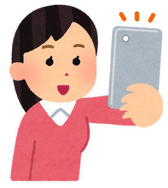 新居を立てた時にお祝いをもらったのでママ友3名をうちに招待。そのうちのＡさん、うちに来るなり玄関から奥に向かって写メ