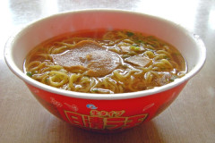 おまえらカップ麺の初代ラ王食べたことあるか？