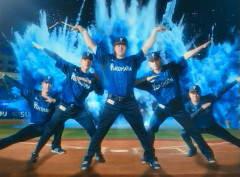 横浜DeNAベイスターズ、スターナイトのOPムービーを公開！今年は特撮風！？
