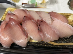 朝から寿司なんだがうらやま？（※画像あり）