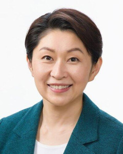 【悲報】小渕優子さん、食品消費税1％にかなり怒ってる模様「無責任。飲み込めない。言いたいことが沢山ある」・・・・・・・・・