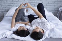 女の子「不倫相手との子供着床した♡今の夫と離婚して不倫相手と結婚しよっと」⇒10ヶ月後ｗ