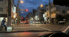 韓国人「驚くべき日本人が交通信号をよく守る理由がこちらです‥」→「これがルールが徹底されている理由か？」
