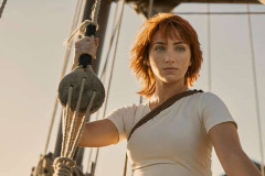 【悲報】実写版ワンピースのナミの乳wwwwwwwwww