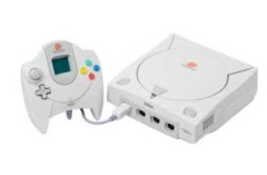 ドリームキャスト→ CPU200Mhz メモリ16MB 同時発色1677万 秒間300万ポリゴン 29800円!! 完全に勝った