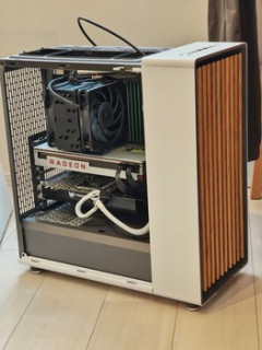 俺のパーソナルコンピュータかっこよすぎだろ…（※画像あり）