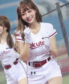 【画像】台湾チアリーダー、グラビアデビュー