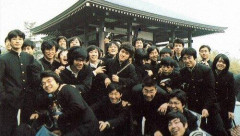 【悲報】担任「修学旅行に持参禁止のドライヤーを持ってきただと？」→体罰で生徒死亡