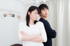 【悲報】チー牛「俺たちはインターネットで差別されてきた！」 女「私たちの方が悪口言われてきたけど😅」