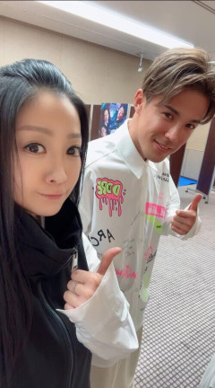 【画像】伝説のセクシー女優のディナーデート付き撮影会75000円！