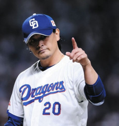 涌井秀章(40) 3勝1敗 4QS 防御率2.88
