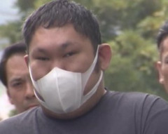 【画像】ガチでパワー系っぽい病院職員、入院患者の老人を暴行して逮捕される