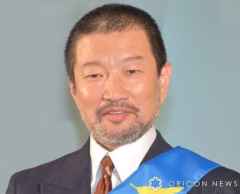【衝撃】木村祐一の変貌ぶりに「誰かわからん」「いつの間にかイケおじに」