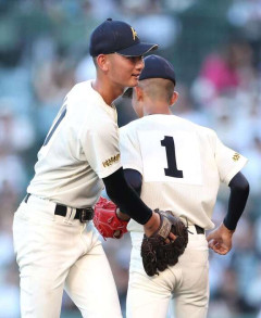 【高校野球】1回戦 東筑 1-5 神村学園　11安打5得点で神村学園が初戦突破、田中にホームラン　東筑・深町3暴投