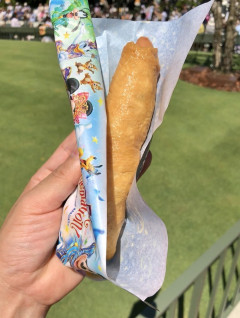 【悲報】ディズニーランドさん、●●●みたいな食べ物を販売してしまう