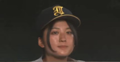 仙台育英高校の美人女子マネージャー、神聖な甲子園でカメラに向かってウインクをしてしまうｗｗｗｗｗ（動画あり）