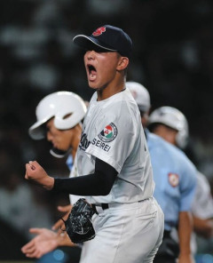 【悲報】聖隷クリストファーの150km左腕高部くん、10奪三振自責点0で負ける