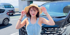 セクシー系アカウントの美人女性「20歳でアルファードを一括で買っちゃう私って素敵」→とんでもないものが映り込んでしまい、終わる