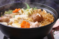 【料理】彼女の実家でご飯を頂いたんだが、すき焼きの肉が鶏肉だった
