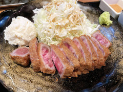 【画像有り】牛カツ食べて来たんだけど